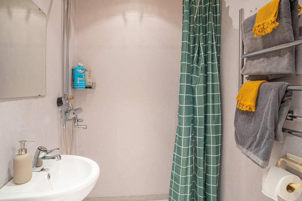 Arctic Downtown Dream: Cozy City Studio Rovaniemi Eksteriør billede